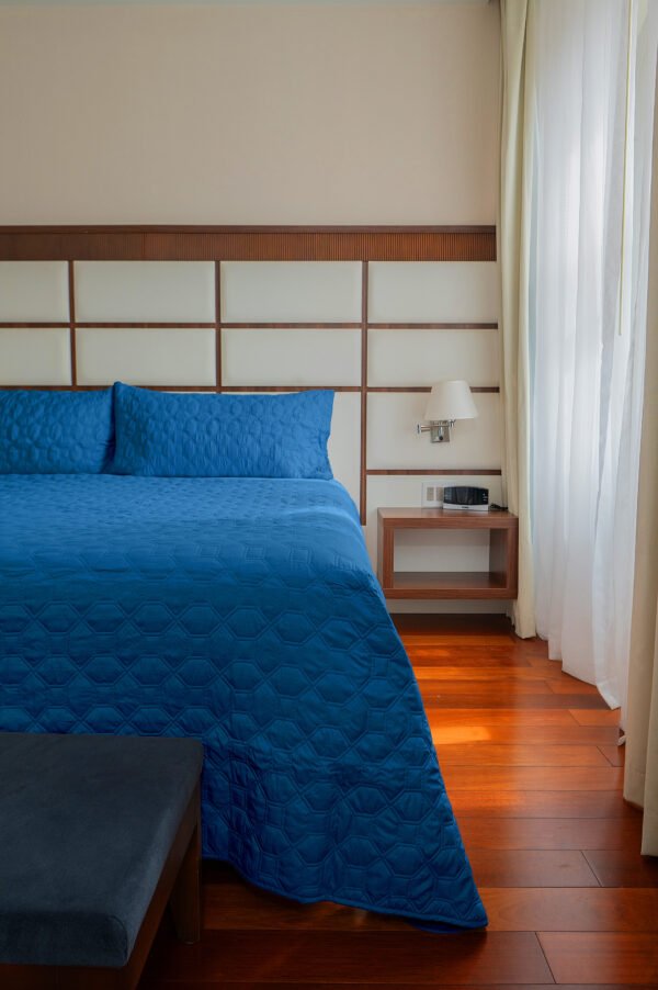 Sobrecama Hotelero